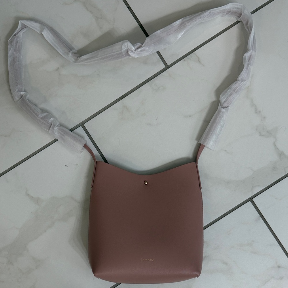 Elegant pink Crossbody Bag with Minimal Silhouette